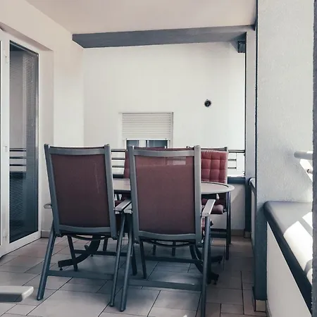 Anna Apartment *