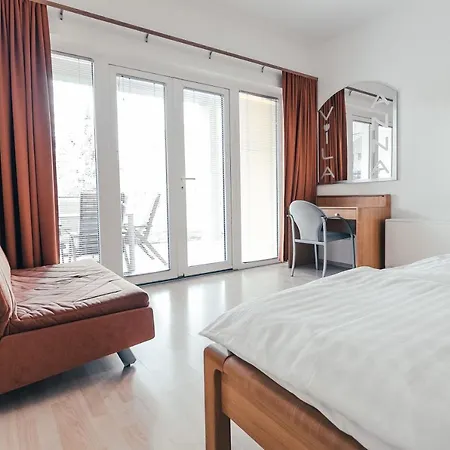 Anna Apartment *