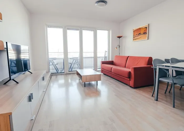 アパート Anna ラデンツィ