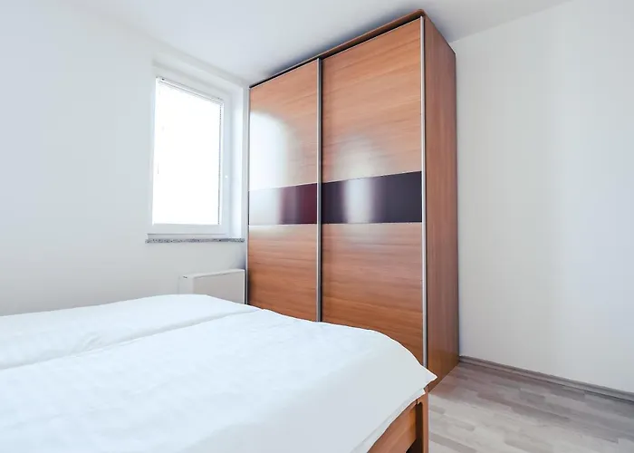 アパート Anna ラデンツィ