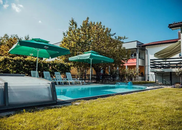 Anna * ラデンツィ